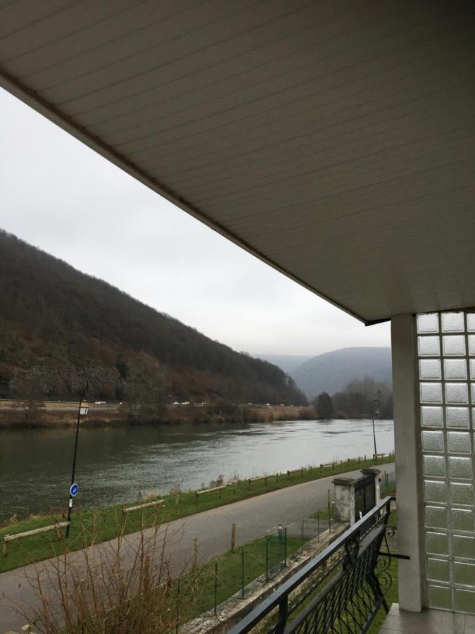 La Rose Sur Meuse Villa Haybes ภายนอก รูปภาพ